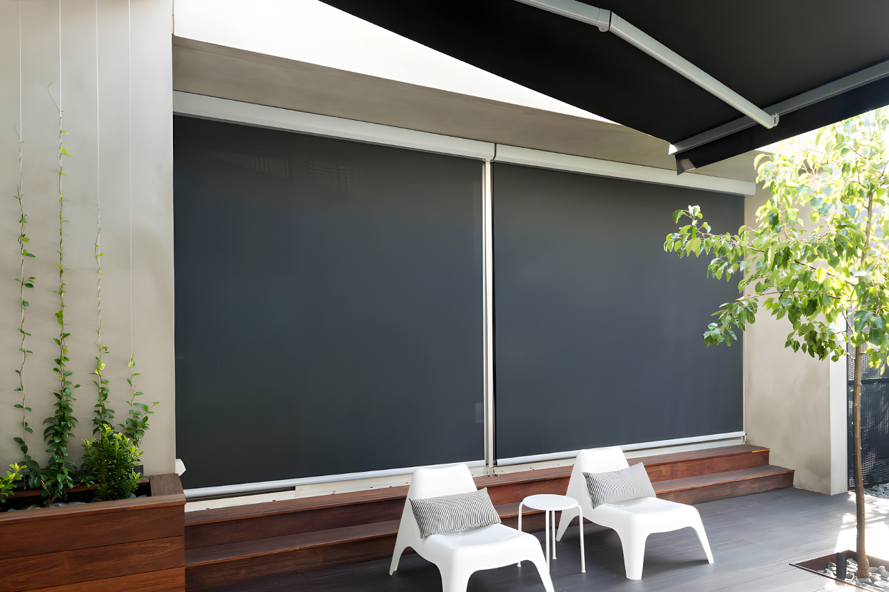 VICTORY 24 WINDOW AWNING GREY UPSCALE 01