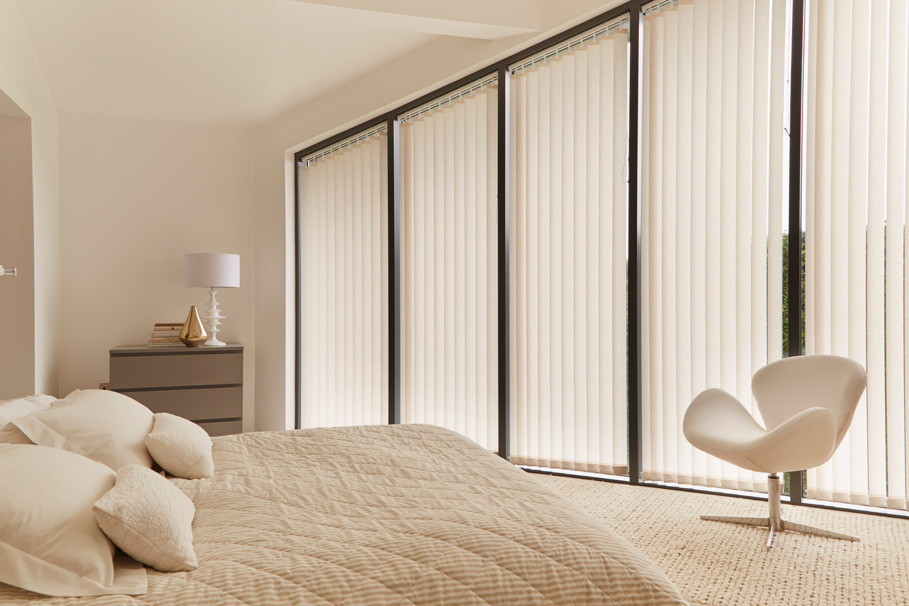 HBL Stratford Cream Vertical Blind 5 1280X853