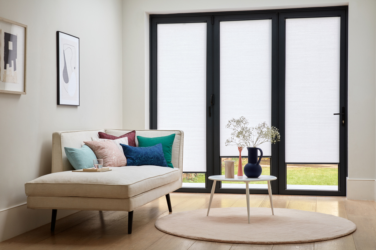 HIL 2019 PLEATEDLAUNCH PLEATEDBLINDS INTU MICROHIVE WHITE NOOK 1 (1)