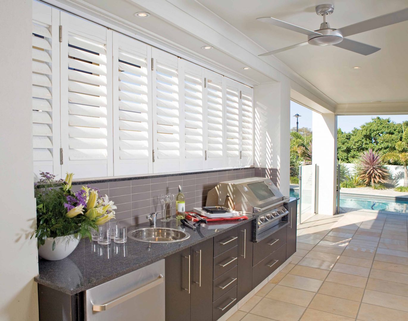 119 Plantation Shutters Lifestyle White