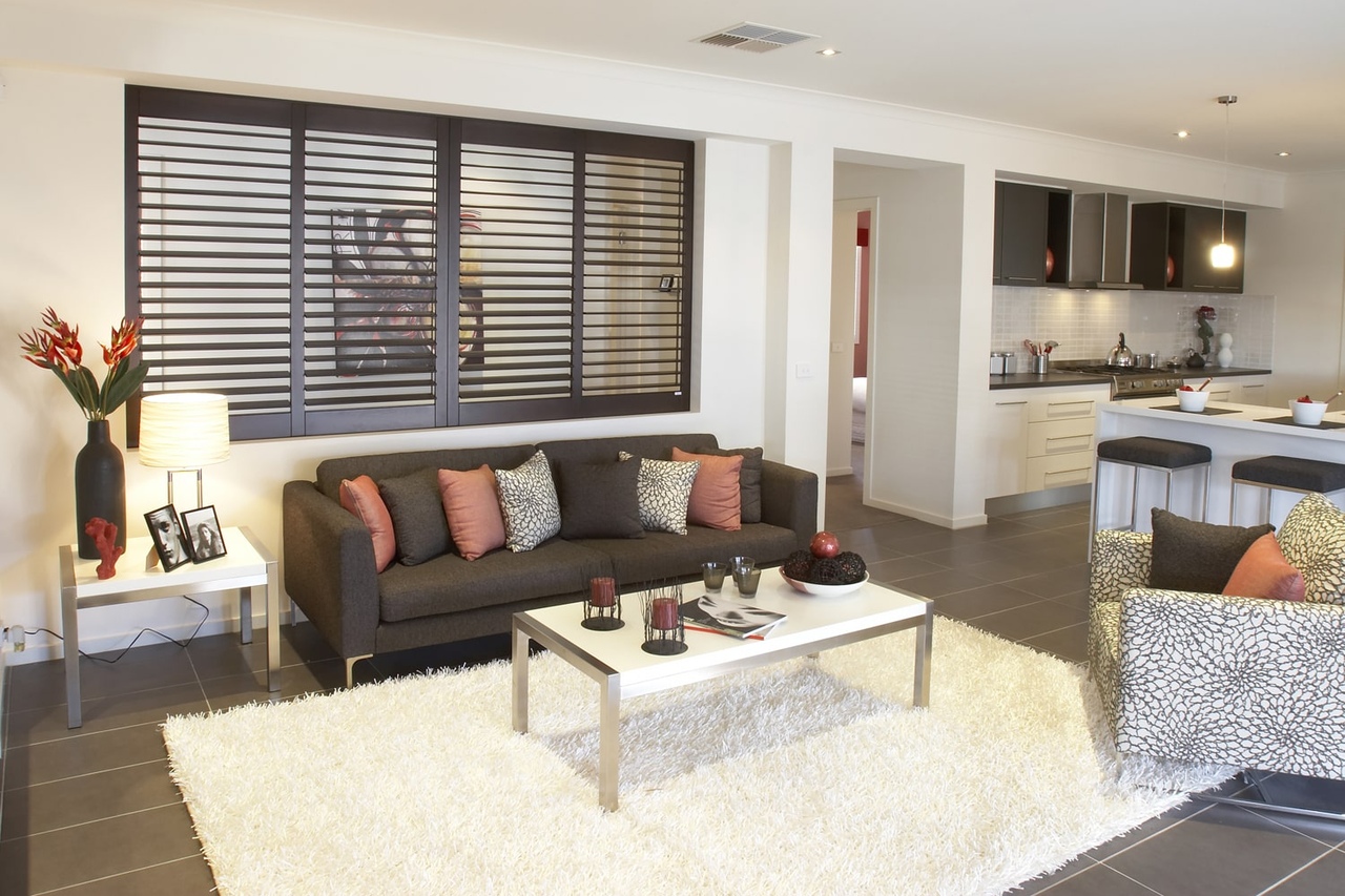 008 Metricon Plantation Shutters Brown Min 1280X853 (2)