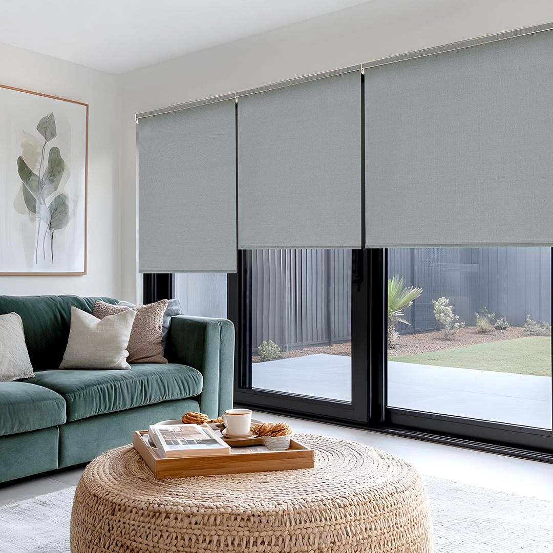 VICTORY 25 GRANGE VIGO DOVE ROLLER BLIND LIVING ROOM 02A